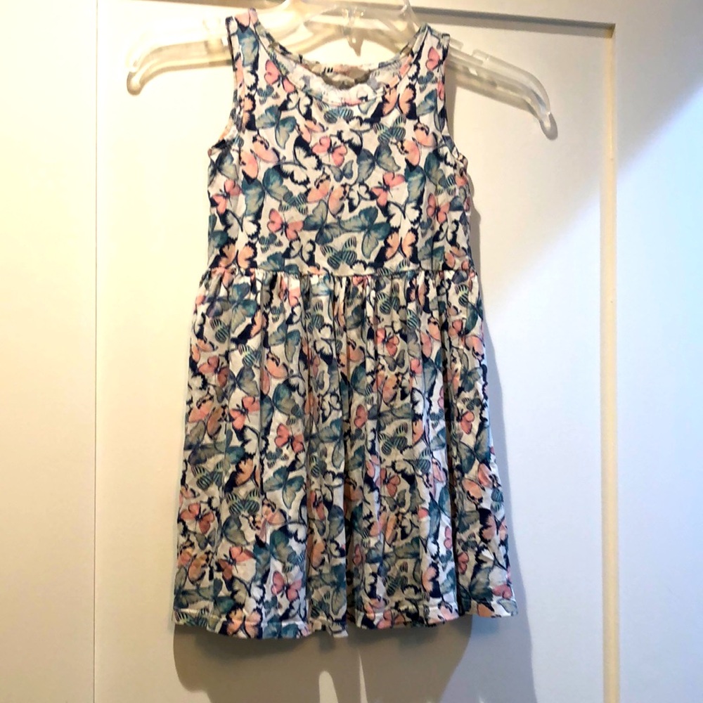 🥳H&M girls summer dress. Size 6-8 yr